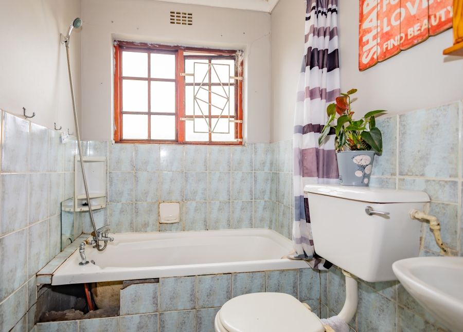 3 Bedroom Property for Sale in Protea Village Western Cape